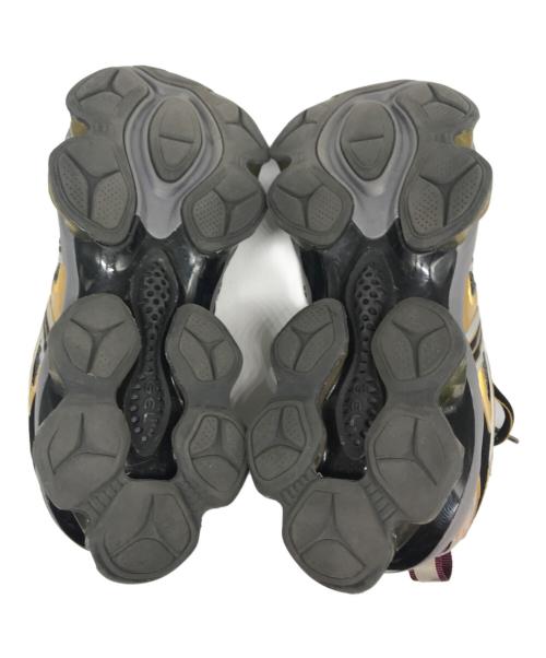 asics（アシックス）asics (アシックス) GEL-QUANTUM KINETIC シルバー×ゴールド サイズ:24の古着・服飾アイテム