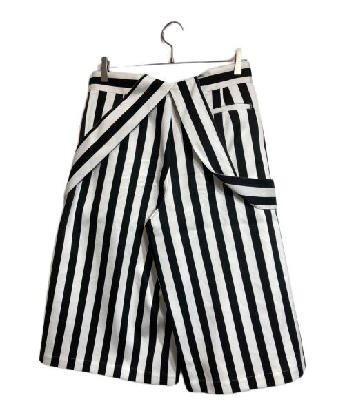 TAO COMME des GARCONS（タオ コムデギャルソン）TAO COMME des GARCONS (タオ コムデギャルソン) ストライプジャンパースカート ホワイト×ブラック サイズ:Sの古着・服飾アイテム