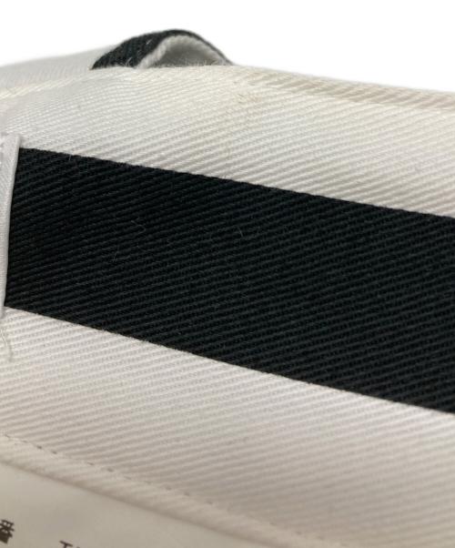 TAO COMME des GARCONS（タオ コムデギャルソン）TAO COMME des GARCONS (タオ コムデギャルソン) ストライプジャンパースカート ホワイト×ブラック サイズ:Sの古着・服飾アイテム