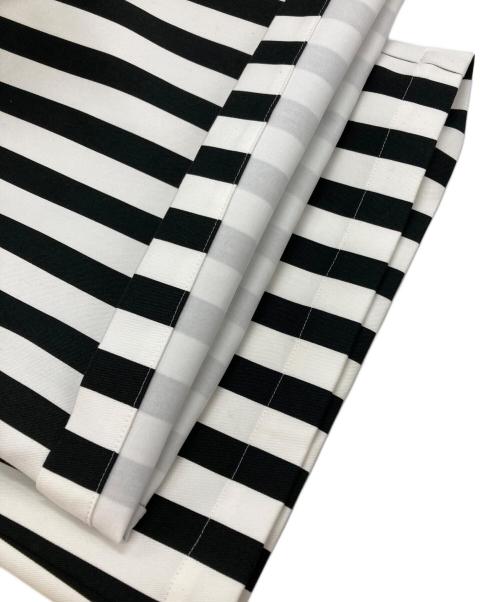 TAO COMME des GARCONS（タオ コムデギャルソン）TAO COMME des GARCONS (タオ コムデギャルソン) ストライプジャンパースカート ホワイト×ブラック サイズ:Sの古着・服飾アイテム
