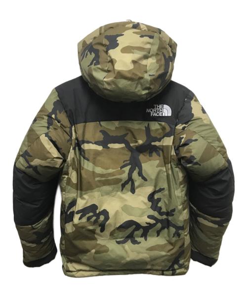 THE NORTH FACE（ザ ノース フェイス）THE NORTH FACE (ザ ノース フェイス) NOVELTY BALTRO LIGHT JACKET カモフラダウンジャケット オリーブ サイズ:Sの古着・服飾アイテム