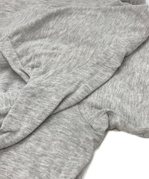 COMME des GARCONS HOMME PLUS（コムデギャルソンオムプリュス）COMME des GARCONS HOMME PLUS (コムデギャルソンオムプリュス) ロゴプリントTシャツ/Logo print T-shirt グレー サイズ:－の古着・服飾アイテム