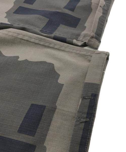 US ARMY（ユーエスアーミー）US ARMY (ユーエスアーミー) Tパターンカーゴパンツ グレー サイズ:XSの古着・服飾アイテム