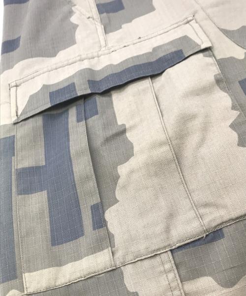 US ARMY（ユーエスアーミー）US ARMY (ユーエスアーミー) Tパターンカーゴパンツ グレー サイズ:XSの古着・服飾アイテム