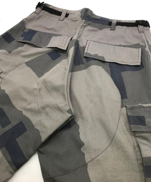 US ARMY（ユーエスアーミー）US ARMY (ユーエスアーミー) Tパターンカーゴパンツ グレー サイズ:XSの古着・服飾アイテム