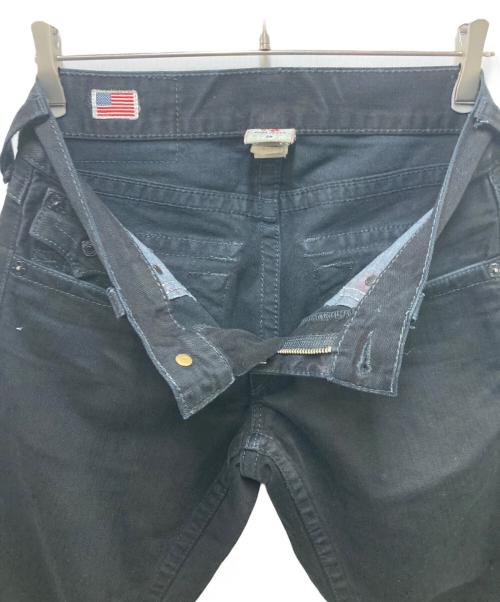 TRUE RELIGION（トゥルー レリジョン）TRUE RELIGION (トゥルー レリジョン) ローライズデニムパンツ ブラック サイズ:28の古着・服飾アイテム