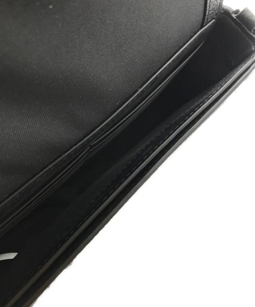 MARC JACOBS（マークジェイコブズ）MARC JACOBS (マークジェイコブズ) ゼブラ柄ショルダーバッグ ホワイト×ブラックの古着・服飾アイテム