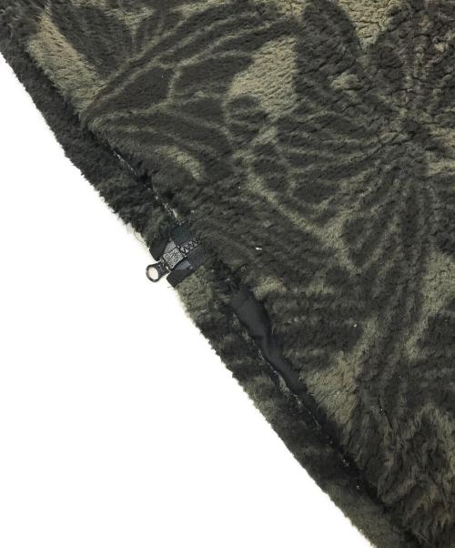 Gakkin（ガッキン）Gakkin (ガッキン) 群黒蝶花罰ブラックバタフライズ フリースジャケット グリーン サイズ:Mの古着・服飾アイテム