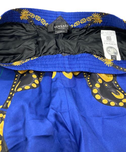 VERSACE（ヴェルサーチェ）VERSACE (ヴェルサーチェ) バロッコシルク ショートパンツ/Barocco Silk Shorts ブルー サイズ:52の古着・服飾アイテム