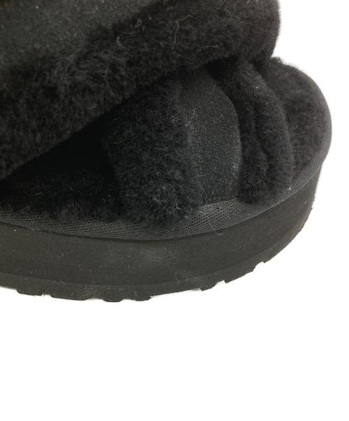 UGG（アグ）UGG (アグ) Disco Cross Slide ブラック サイズ:	SIZE US6 (23cm)の古着・服飾アイテム