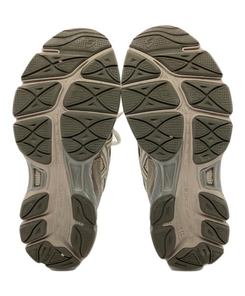 asics（アシックス）asics (アシックス) GEL-NYC Cream/Moonrock グレー サイズ:US5 1/2の古着・服飾アイテム