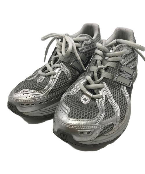 NEW BALANCE（ニューバランス）NEW BALANCE (ニューバランス) ローカットスニーカー シルバー サイズ:US9.5の古着・服飾アイテム