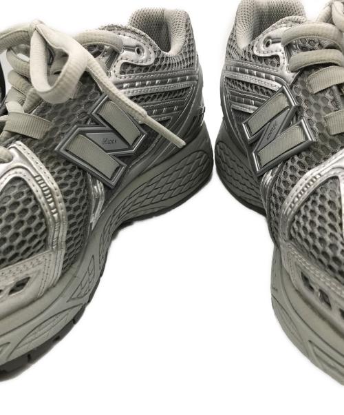 NEW BALANCE（ニューバランス）NEW BALANCE (ニューバランス) ローカットスニーカー シルバー サイズ:US9.5の古着・服飾アイテム