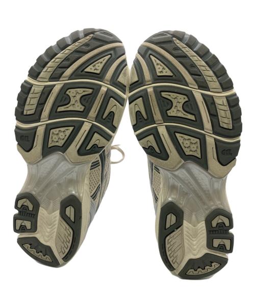 asics（アシックス）asics (アシックス) GEL-KAYANO 14　Birch/Dark Pewter アイボリー サイズ: US9 1/2(27.5)の古着・服飾アイテム
