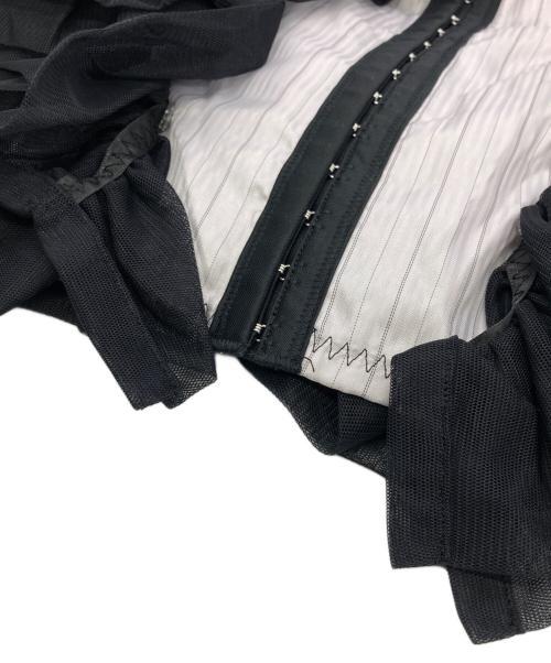 amphi（アンフィ）amphi (アンフィ) HOUGA (ホウガ) RUFFLED TOPS ブラック サイズ:Mの古着・服飾アイテム
