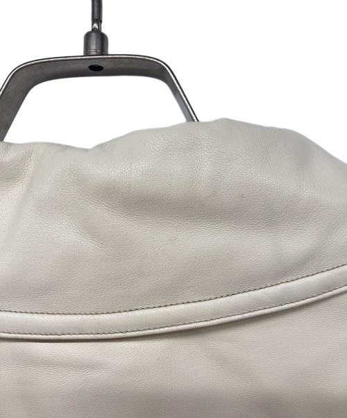 fallett（ファレット）fallett (ファレット) Topstitch Vegan Leather Padded Blouson Ivory / エコレザージャケット ホワイト サイズ:記載なしの古着・服飾アイテム