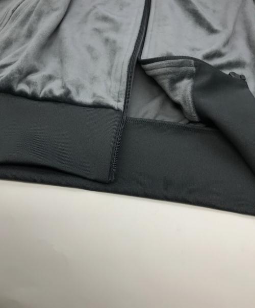 adidas（アディダス）adidas (アディダス) ファイヤーバード トラックトップ ベロア グレー サイズ:Lの古着・服飾アイテム