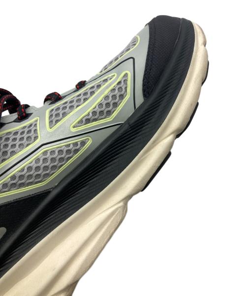 HOKAONEONE（ホカオネオネ）HOKAONEONE (ホカオネオネ) CLIFTON ONE9 グレー×ブラック サイズ:US8.5（26.5）の古着・服飾アイテム