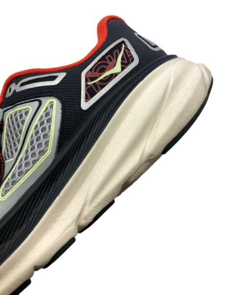 HOKAONEONE（ホカオネオネ）HOKAONEONE (ホカオネオネ) CLIFTON ONE9 グレー×ブラック サイズ:US8.5（26.5）の古着・服飾アイテム