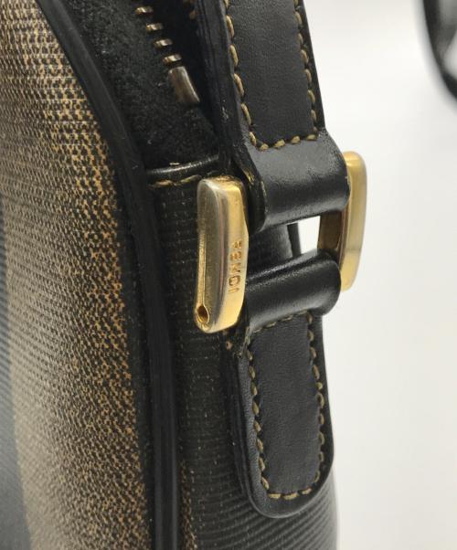 FENDI（フェンディ）FENDI (フェンディ) ペカンショルダーバッグ ブラックの古着・服飾アイテム