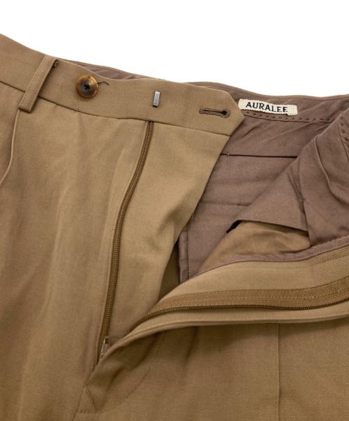 AURALEE（オーラリー）AURALEE (オーラリー) LIGHT WOOL MAX GABARDINE スラックスパンツ ブラウン サイズ:2の古着・服飾アイテム