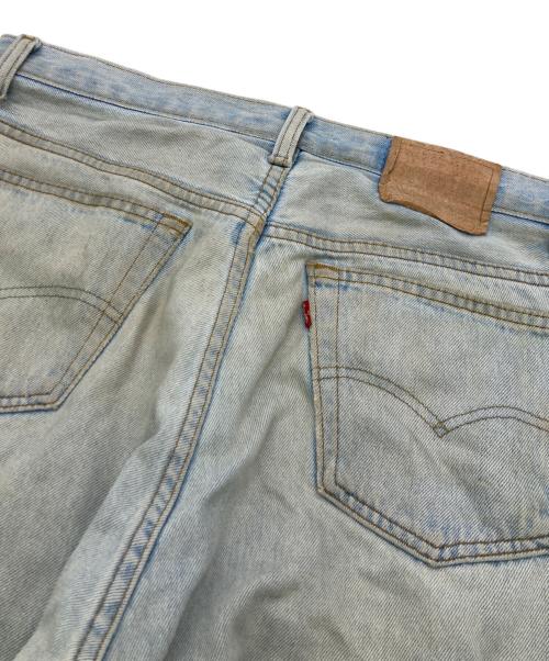 LEVI'S（リーバイス）LEVI'S (リーバイス) ペイントリメイクデニムパンツ インディゴ サイズ:34の古着・服飾アイテム