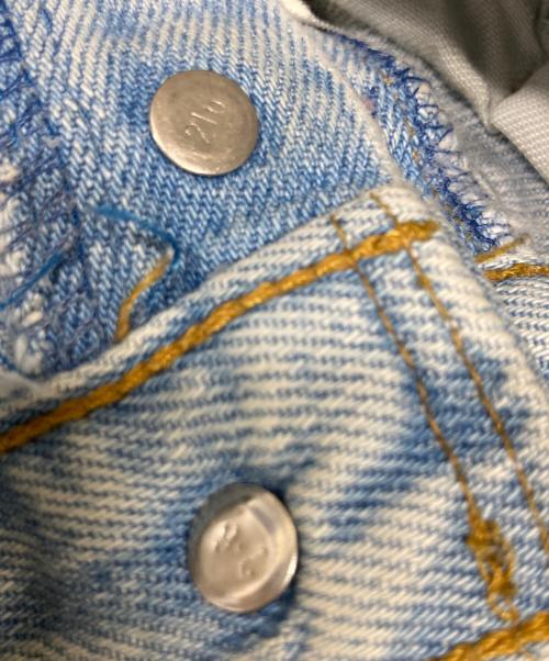 LEVI'S（リーバイス）LEVI'S (リーバイス) ペイントリメイクデニムパンツ インディゴ サイズ:34の古着・服飾アイテム