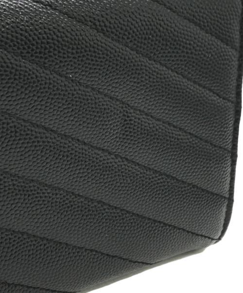 Yves Saint Laurent（イヴサンローラン）Yves Saint Laurent (イヴサンローラン) キャビアスキンフラップ長財布 ブラックの古着・服飾アイテム