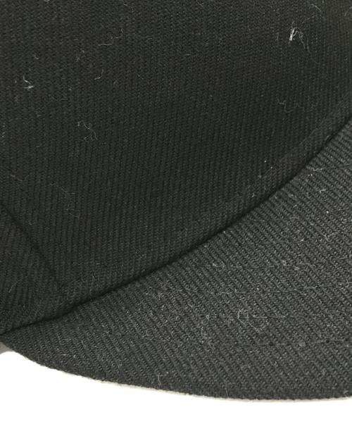 KITH（キス）KITH (キス) New Era (ニューエラ) スモールロゴキャップ ネイビーの古着・服飾アイテム