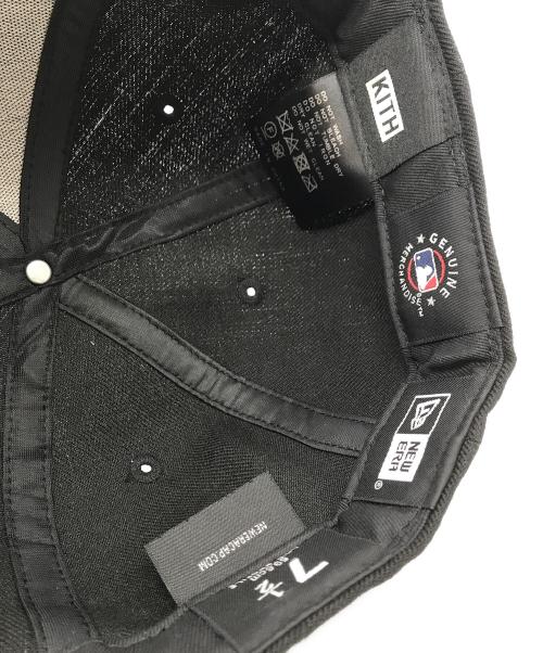 KITH（キス）KITH (キス) New Era (ニューエラ) スモールロゴキャップ ネイビーの古着・服飾アイテム