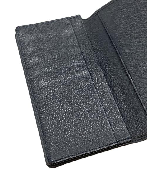 LOUIS VUITTON（ルイ ヴィトン）LOUIS VUITTON (ルイ ヴィトン) 2つ折り財布/エピ ポルトカルト クレディ ブラックの古着・服飾アイテム