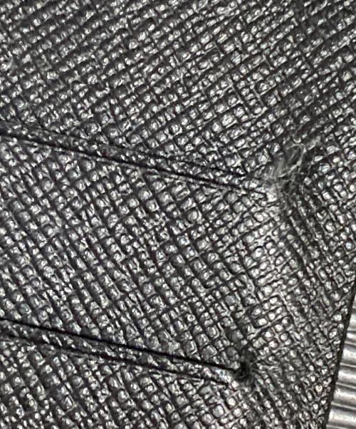 LOUIS VUITTON（ルイ ヴィトン）LOUIS VUITTON (ルイ ヴィトン) 2つ折り財布/エピ ポルトカルト クレディ ブラックの古着・服飾アイテム