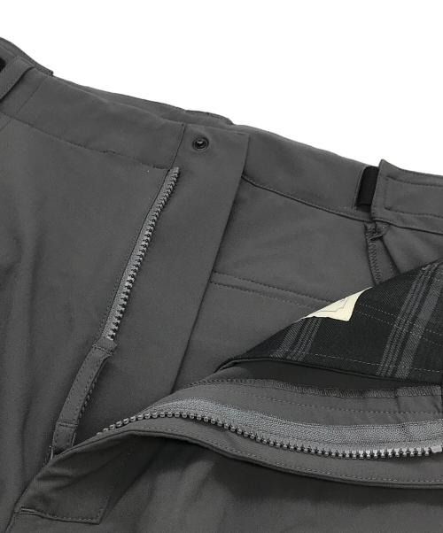 GOOPiMADE（グーピーメイド）GOOPiMADE (グーピーメイド) GQ ナイロンカーゴパンツ グレー サイズ:３の古着・服飾アイテム