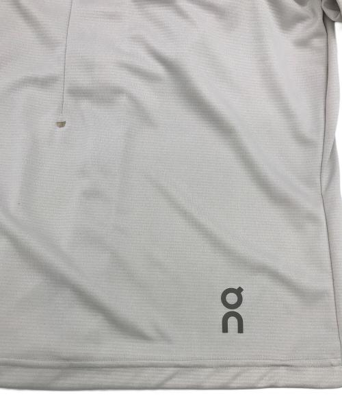 on（オン）On (オン) Climate Zip Hoodie バラクラバジップパーカー ベージュ サイズ:Ｍの古着・服飾アイテム