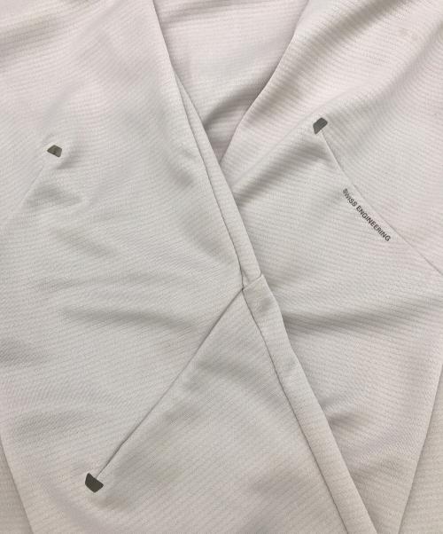 on（オン）On (オン) Climate Zip Hoodie バラクラバジップパーカー ベージュ サイズ:Ｍの古着・服飾アイテム