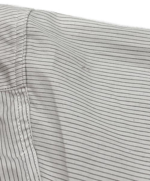 HAI（ハイ）HAI (ハイ) camisas manolo (カミサス マノロ) ストライプシャツ ホワイト サイズ:36の古着・服飾アイテム