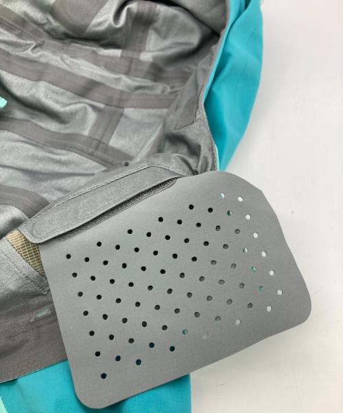 mont-bell（モンベル）mont-bell (モンベル) パウダートラック パーカ グリーン サイズ:XLの古着・服飾アイテム