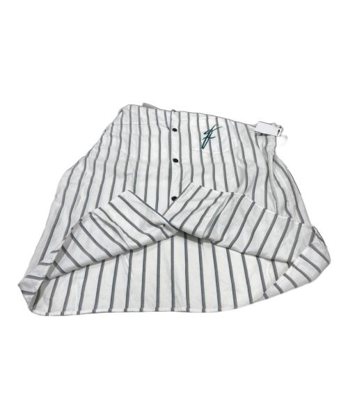 Ferragamo（フェラガモ）Ferragamo (フェラガモ) ストライプシャツ ホワイト サイズ:Sの古着・服飾アイテム