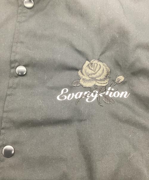 RADIO EVA（ラヂオエヴァ）RADIO EVA (ラヂオエヴァ) Flower Embroidery  COACHJACKET ブラック サイズ:Ｌの古着・服飾アイテム