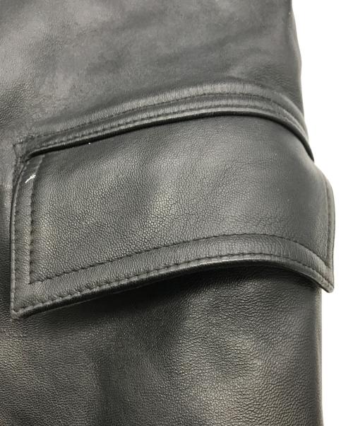 Cyrano VETEMENT CUIR（Cyrano VETEMENT CUIR）Cyrano VETEMENT CUIR (Cyrano VETEMENT CUIR) レザーカーコート ブラック サイズ:-の古着・服飾アイテム