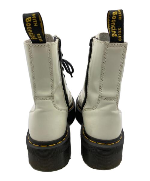Dr.Martens（ドクターマーチン）Dr.Martens (ドクターマーチン) JADON厚底8ホールブーツ ホワイト サイズ:UK5(24cm)の古着・服飾アイテム