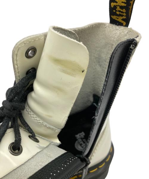 Dr.Martens（ドクターマーチン）Dr.Martens (ドクターマーチン) JADON厚底8ホールブーツ ホワイト サイズ:UK5(24cm)の古着・服飾アイテム