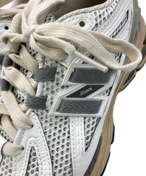 NEW BALANCE（ニューバランス）NEW BALANCE (ニューバランス) ローカットスニーカー ホワイト×グレー サイズ:US5（23cm）の古着・服飾アイテム