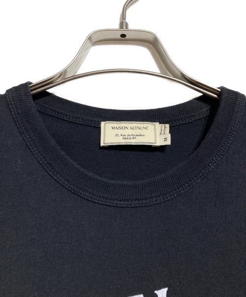 maison kitsune（メゾンキツネ）MAISON KITSUNE (メゾンキツネ) Tシャツ ネイビー サイズ:Mの古着・服飾アイテム