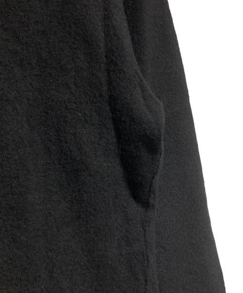 COMME des GARCONS HOMME PLUS（コムデギャルソンオムプリュス）COMME des GARCONS HOMME PLUS (コムデギャルソンオムプリュス) 製品染め縮絨ウールロゴニット ブラック サイズ:ーの古着・服飾アイテム