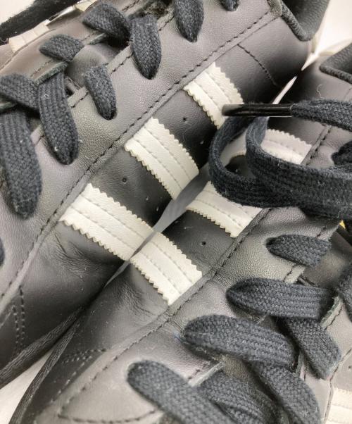 adidas（アディダス）adidas (アディダス) SUPER STAR ブラック サイズ:US8 1/2の古着・服飾アイテム