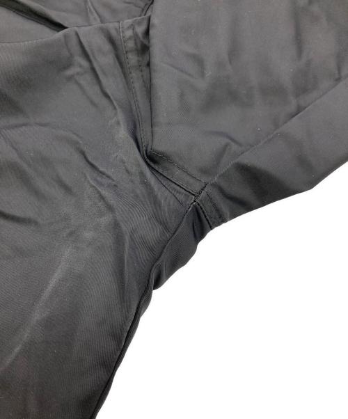 GS（ジーエス）GS (ジーエス) Re-Nylon 3 stripes techno cargo pants ブラック サイズ:Mの古着・服飾アイテム
