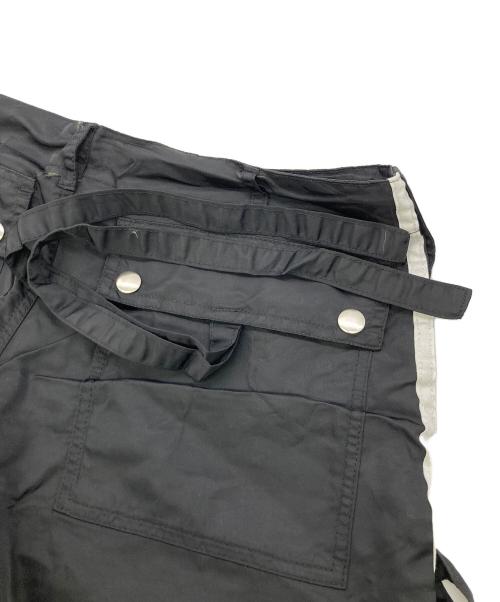 GS（ジーエス）GS (ジーエス) Re-Nylon 3 stripes techno cargo pants ブラック サイズ:Mの古着・服飾アイテム