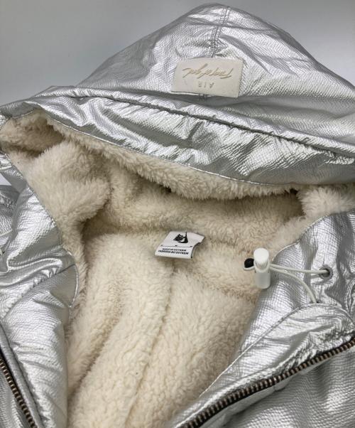 NIKE（ナイキ）NIKE (ナイキ) Fear Of God (フィア・オブ・ゴッド) NRG Ti PARKA シルバー サイズ:Ｍの古着・服飾アイテム