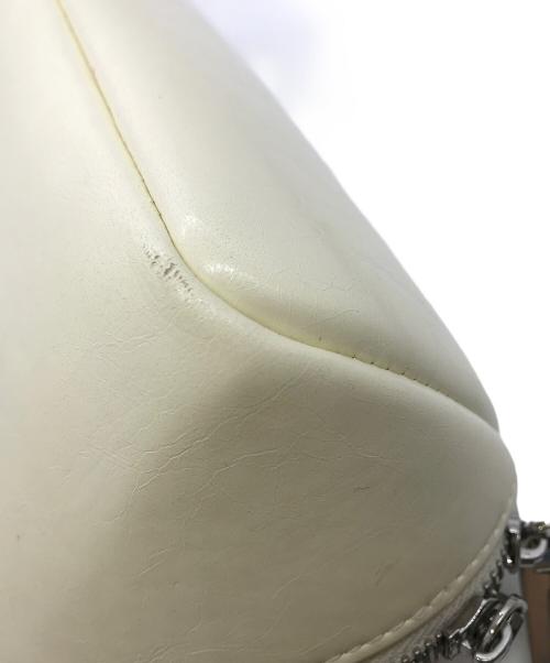 ADD CULUMN（アドカラム）ADD CULUMN (アドカラム) ショルダーバッグ ホワイトの古着・服飾アイテム